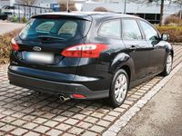 Gebraucht Ford Focus Trend 140 PS (102 kW) 2011 Schwarz Kombi