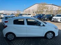 Gebraucht Mitsubishi Space Star Select 71 PS (52 kW) 2024 Weiß Kleinwagen