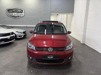 Gebraucht VW Touran Cup 105 PS (77 kW) 2014 Rot Van / Kleinbus