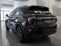 Nouă Lynk & Co 01 280 CP (205 kW) 2026 Negru SUV