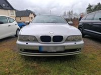 Gebraucht BMW 520 170 PS (125 kW) 2002 Silber Limousine