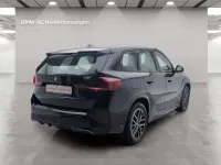 Gebraucht BMW iX1 Performance 200 kW (272 PS) 2023 Schwarz SUV