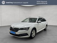 Gebraucht Skoda Superb Ambition 150 PS (110 kW) 2023 Moonweiß perleffekt Kombi