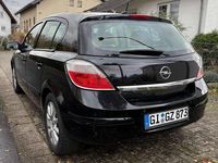 Gebraucht Opel Astra 125 PS (91 kW) 2005 Schwarz Limousine