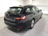 Gebraucht BMW 320 Sport Line 190 PS (139 kW) 2023 Saphirschwarz Kombi