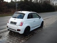 Gebraucht Fiat 500 Lounge 105 PS (77 kW) 2015 Weiß Kleinwagen