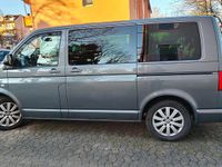 Gebraucht VW Multivan 180 PS (132 kW) 2013 Grau Van