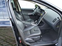 gebraucht Volvo XC60 D5 AWD Edition Pro*LEDER*NAVI*XENON*A.TEMPO