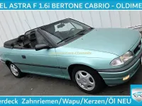 Gebraucht Opel Astra Cabriolet Edition 71 PS (52 kW) 1996 Mintmetallic Cabrio
