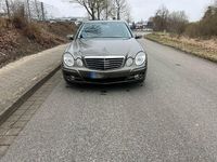 Gebraucht Mercedes E420 Avantgarde 314 PS (230 kW) 2007 Grau Limousine