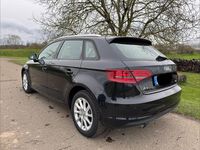 Gebraucht Audi A3 Attraction 110 PS (80 kW) 2014 Schwarz Limousine