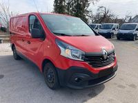 Gebraucht Renault Trafic 140 PS (102 kW) 2015 Rot Van / Kleinbus