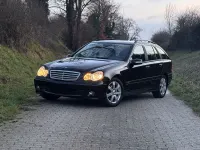 Gebraucht Mercedes C220 150 PS (110 kW) 2007 Schwarz Limousine