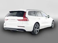Gebraucht Volvo V60 Plus 197 PS (144 kW) 2025 Weiß Kombi