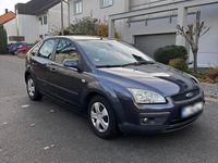 Gebraucht Ford Focus 100 PS (73 kW) 2006 Grau Kleinwagen