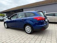 Gebraucht Ford Focus Business Edition 150 PS (110 kW) 2016 Blau Kombi