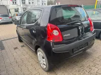 Gebraucht Nissan Pixo 67 PS (49 kW) 2009 Schwarz Kleinwagen