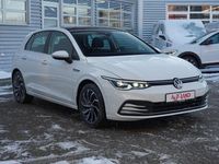 Gebraucht VW Golf VII Style 150 PS (110 kW) 2020 Pure white Limousine