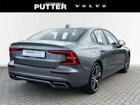 gebraucht Volvo S60 B4 Benzin R-Design 19 Beheizb Frontsch HarmanKardon