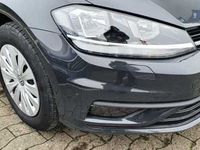 Second-hand VW Golf VII Trendline 116 CP (85 kW) 2019 Gri Break