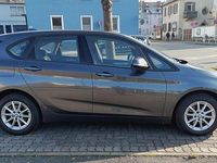 Gebraucht BMW 216 Performance 116 PS (85 kW) 2016 Grau Van / Kleinbus