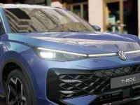 Neu VW T-Roc R-line 150 PS (110 kW) 2026 Schwarz SUV