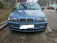 Gebraucht BMW 325 192 PS (141 kW) 2001 Blau Limousine
