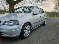 Gebraucht Opel Astra 84 PS (61 kW) 2002 Silber Limousine
