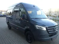 Second-hand Mercedes Sprinter 190 CP (139 kW) 2023 Gri Van