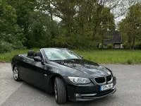 Gebraucht BMW 318 Cabriolet Exclusive 143 PS (105 kW) 2012 Schwarz Cabrio
