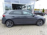 Gebraucht Hyundai i30 Advantage 101 PS (74 kW) 2025 Grau Limousine