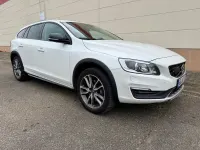 Gebraucht Volvo V60 CC Pro 150 PS (110 kW) 2017 Weiß Kombi