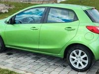 Second-hand Mazda 2 90 CP (66 kW) 2011 Verde Hatchback