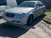 Gebraucht Mercedes E240 177 PS (130 kW) 2003 Silber Limousine