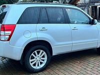 Gebraucht Suzuki Grand Vitara 129 PS (94 kW) 2011 Silber SUV