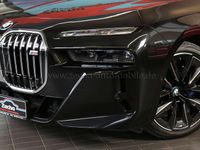 Gebraucht BMW 760 571 PS (419 kW) 2024 Black sapphire (475) Limousine
