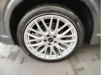 Gebraucht Audi Q2 150 PS (110 kW) 2026 Grau (daytonagrau perleffekt/daytonagrau perleffekt) SUV