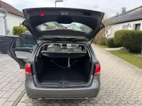 Gebraucht Mercedes B180 109 PS (80 kW) 2015 Grau Kleinwagen
