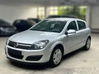 Gebraucht Opel Astra Edition 90 PS (66 kW) 2006 Silber Limousine
