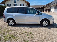 Usata VW Touran Trendline 140 CV (102 kW) 2009 Argento Monovolume
