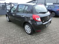 Gebraucht Renault Clio III Dynamique 75 PS (55 kW) 2011 Grau Limousine