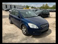 Usado Kia Ceed 122 CV (89 kW) 2008 Azul Utilitario