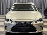 Gebraucht Lexus ES300 178 PS (130 kW) 2019 Beige Limousine