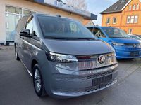 Gebraucht VW Multivan 150 PS (110 kW) 2024 Pure grey Van