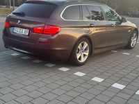Gebraucht BMW 520 190 PS (139 kW) 2013 Braun Kombi