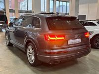 Gebraucht Audi Q7 S-Line 272 PS (200 kW) 2016 Grau SUV