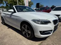 Gebraucht BMW 220 Sport Line 184 PS (135 kW) 2016 Weiß Cabrio