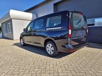 Neu VW Caddy Maxi S 122 PS (89 kW) 2025 Deep black perleffekt Van / Kleinbus