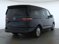 Gebraucht VW Multivan Life 150 PS (110 kW) 2024 Deep black Van / Kleinbus