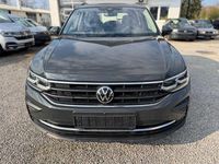 Gebraucht VW Tiguan 150 PS (110 kW) 2022 Grau SUV